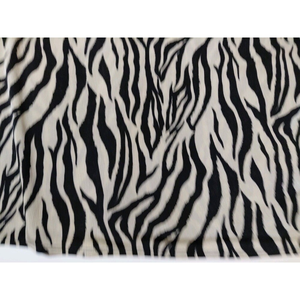 Stitch Fix Beacon Apparel XXL Mock Neck Zebra Print Short Flutter Sleeves Top - Picture 4 of 10